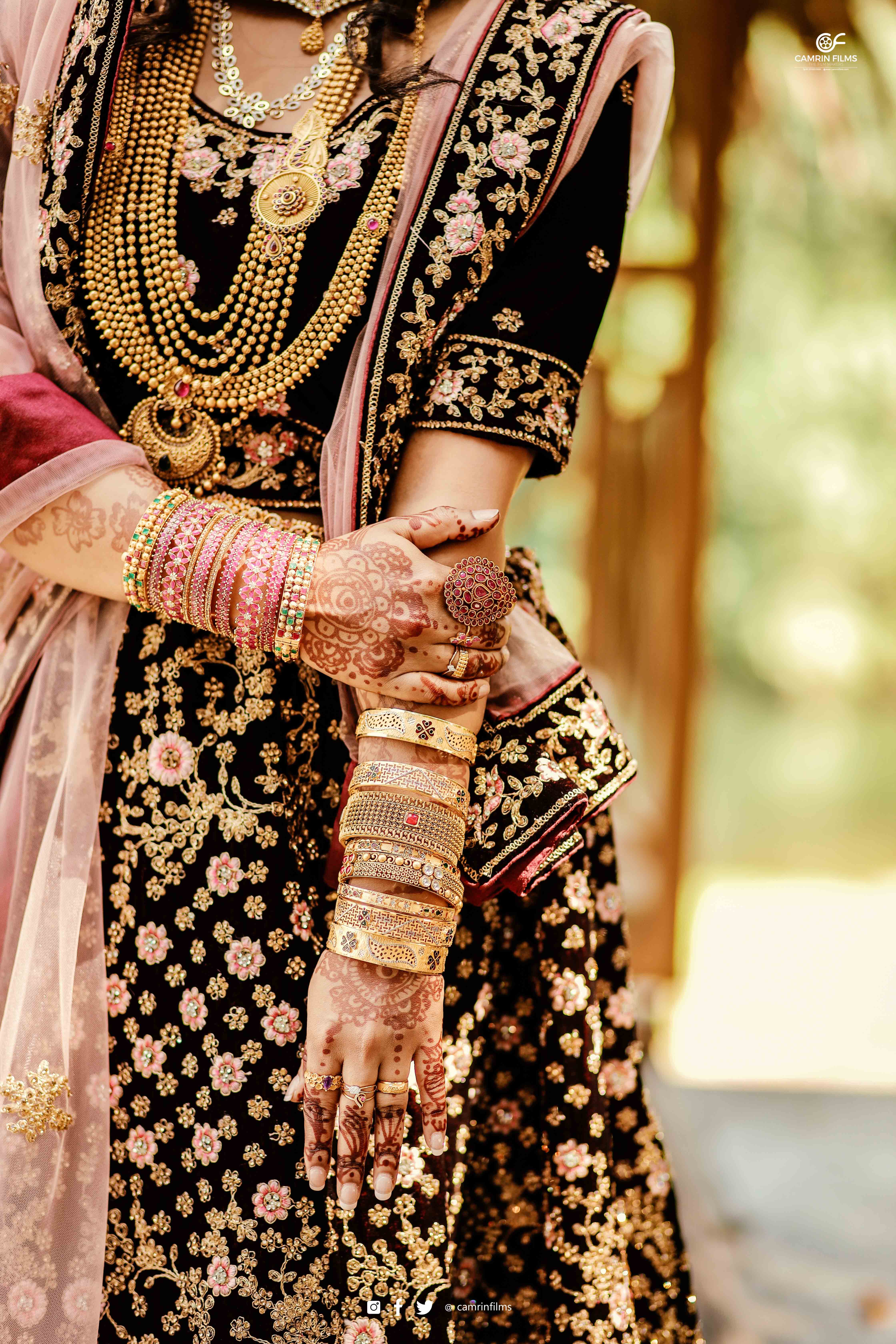 #haldiceremony #haldijewellery #haldioutfit #haldifunction #ceremony #wedding #bride #love #weddingday #groom #marriage #bride